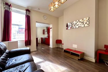 2 bed flat, Meldon Terrace, Heaton, Newcastle, NE65XP - Image 1